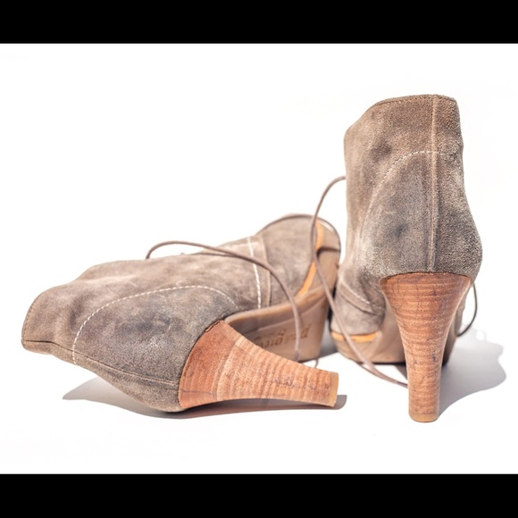 Paul Green München MADE IN AUSTRIA Suede Booties - Picture 2 of 8